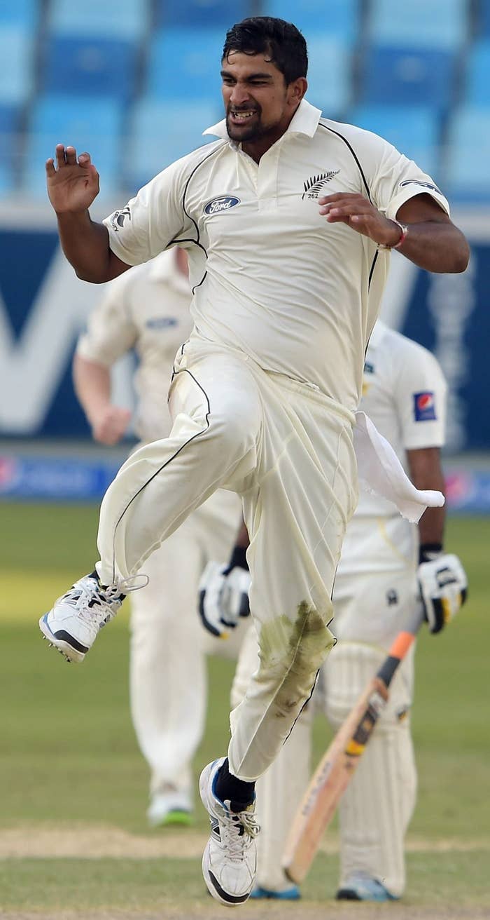 23 Extreme Life Situations Captured By Bowler’s Faces