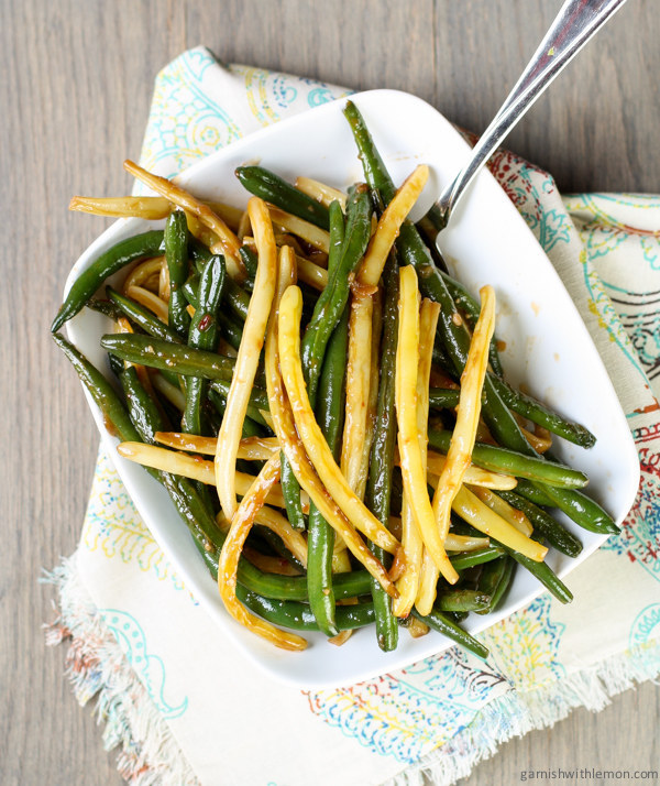 Chinese Stir Fried Green Beans. This is a delicious side dish, fresh and colorful beans with aromatic flavors. Go to the recipe HERE