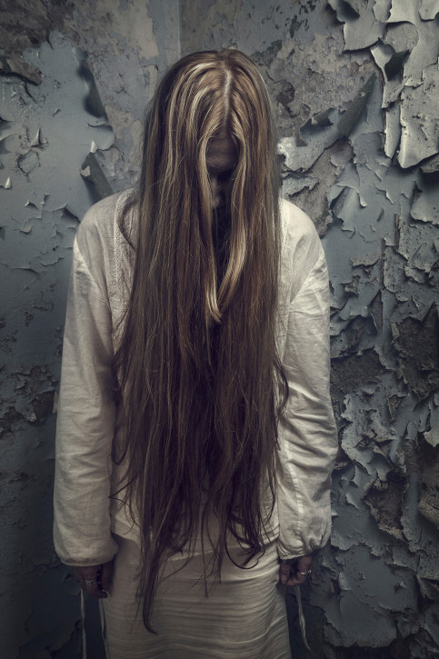 WHAT YOUR HAIR IS SAYING IN HAIRSPEAK: "You're not treating me right!"TRANSLATION: If your limp hair is just flopping down like it can’t be bothered with life, you might need to give it a little encouragement.HOW TO FIX IT: Try a thickening shampoo and avoid applying conditioner too close to the scalp.