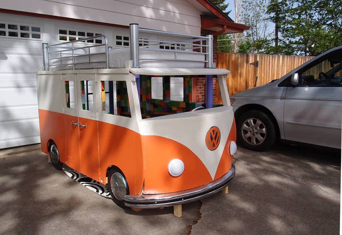 This Dad Built His Daughter The Coolest Volkswagen Bus Bed You Ve