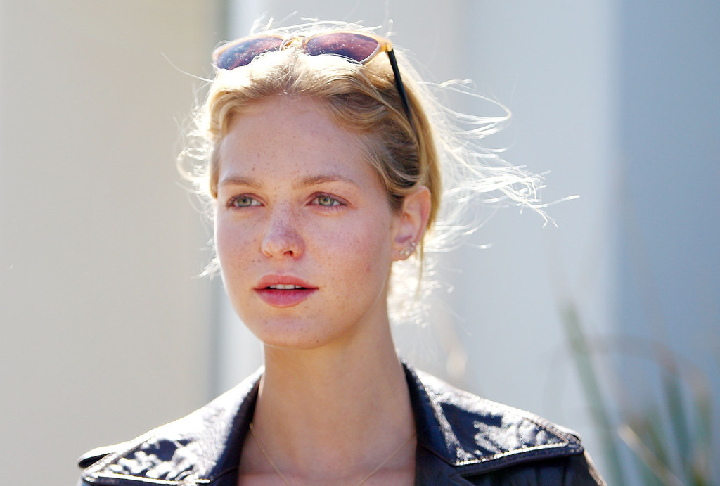 18 Reasons Erin Heatherton Is Perfection