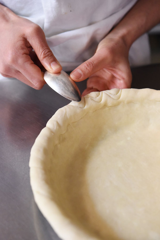 Here's What Happens When You Ask Pro Pie Bakers To Show Off