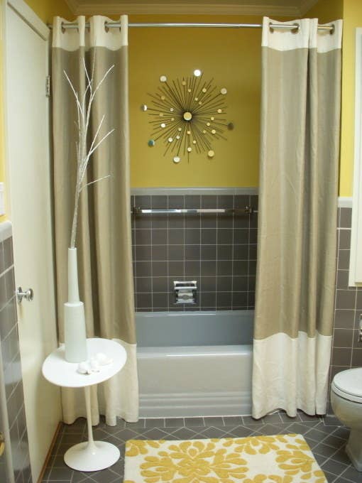 Ducha con cortinas  Ideas de medio baño, Cortinas de ducha