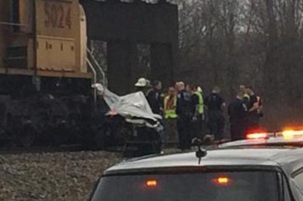 Train Hits Car At Railroad Crossing In Kentucky, Killing Two