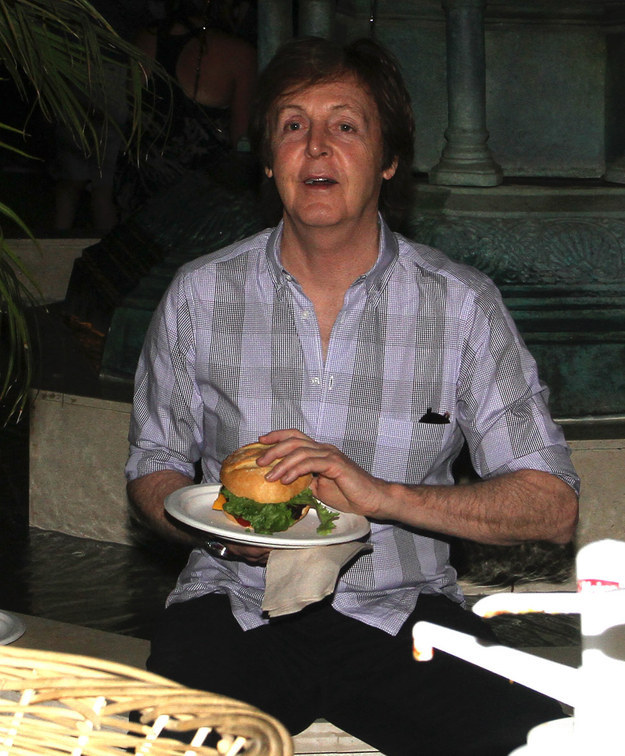 Guess What The Celebrity Is Eating