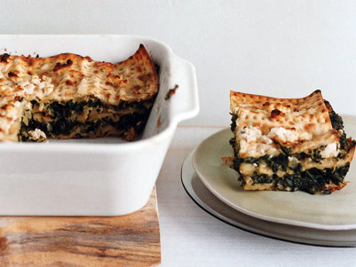 Spinach and Matzah Pie