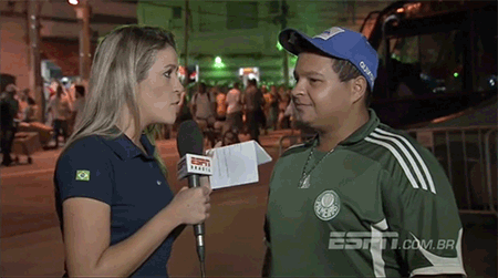 E continuou: "você tem quantos anos? 25? Por favor, vamos tentar abrir um pouco, né...modernizar um pouco este pensamento". Depois disso, Gabriela seguiu a entrevista dizendo "Mas vamos falar do time, o que você achou da volta do Tóbio para a zaga do palmeiras".