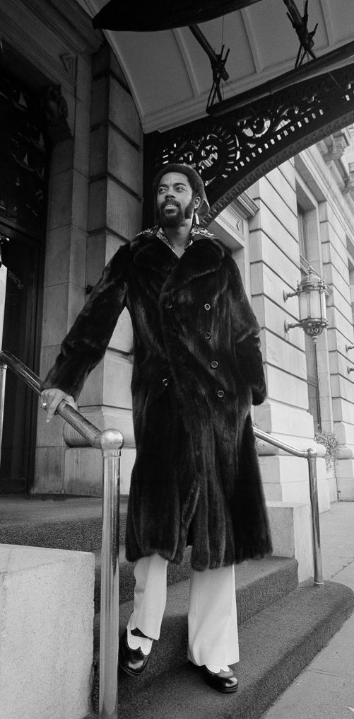 Knicks Legend Walt Frazier Might Be The Most Dapper Man In Basketball