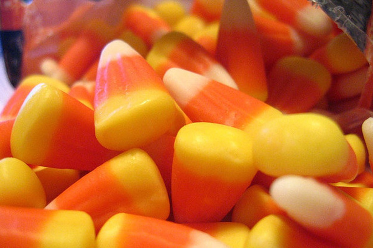 If You Don T Like Candy Corn You Re A Dumb Idiot