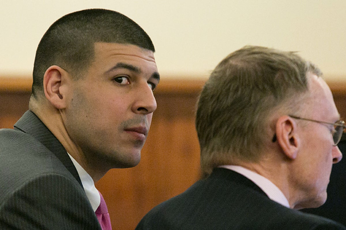 Aaron Hernandez trial: Potential juror sent home for wearing