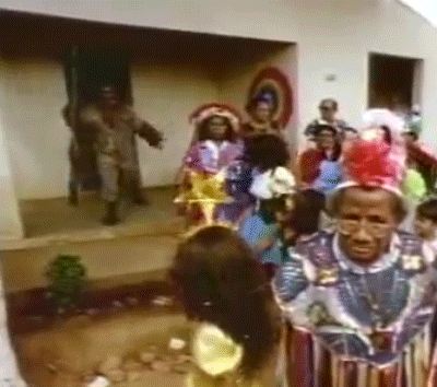 CHEGUEI.