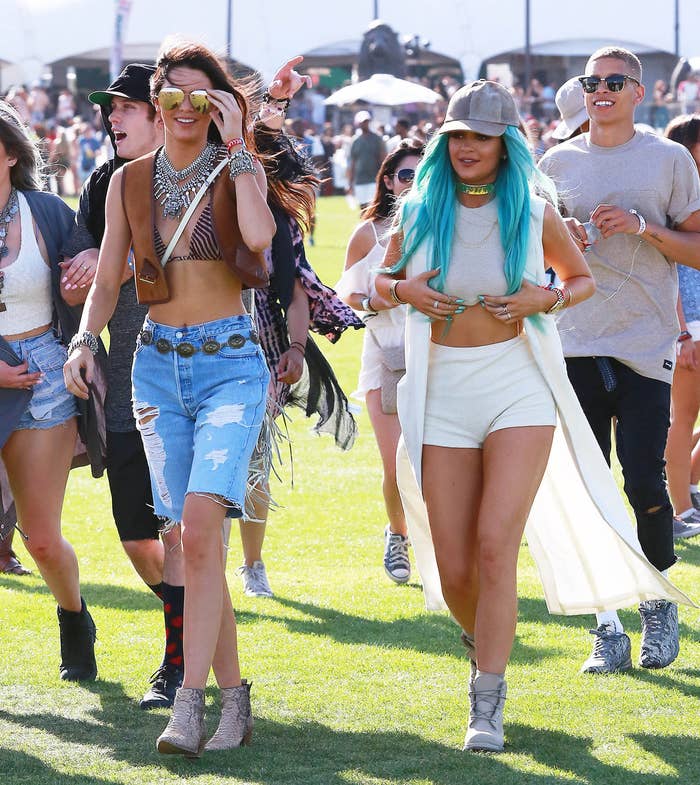 COACHELLA OUTFIT IDEAS - IDS BY MM