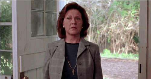 Emily Gilmore has the best reactions.