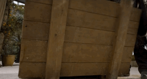 Hiyaaaaaaaaaaaaaaaa. In case you want a recap: At the end of the last season Varys smuggled him to Pentos in a box on a boat, shortly after Tyrion killed Tywin and Shae.