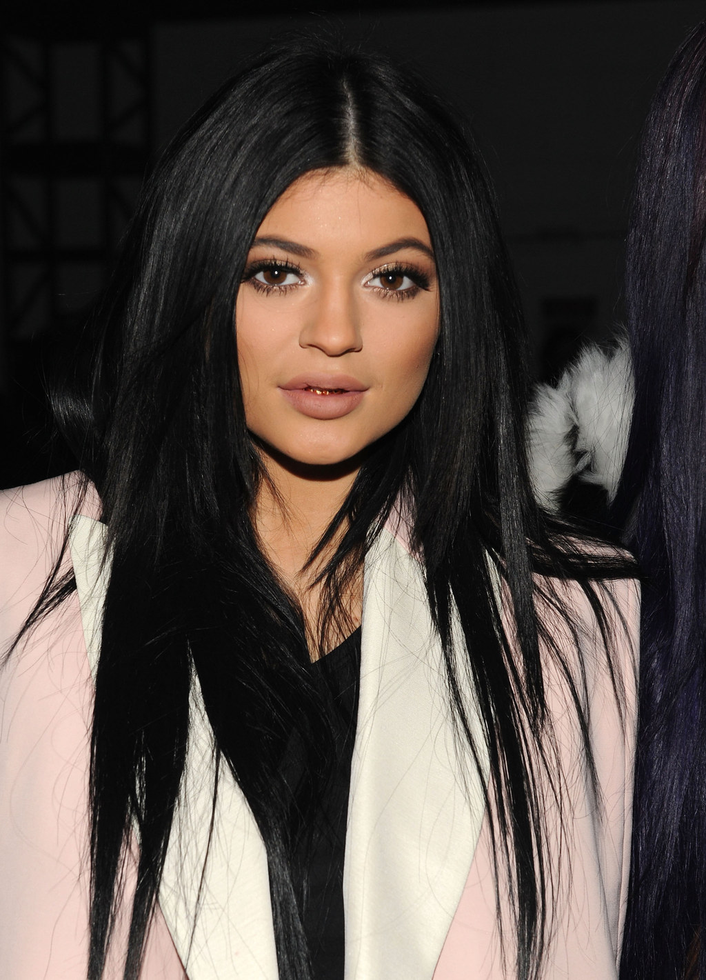 Kylie jenner sale guess shirt