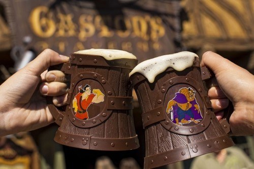 Frozen apple juice with a hint of toasted marshmallow, topped with all-natural passion fruit-mango foam. And you can get it in a snazzy souvenir mug! Located at Gaston's Tavern in Fantasyland.