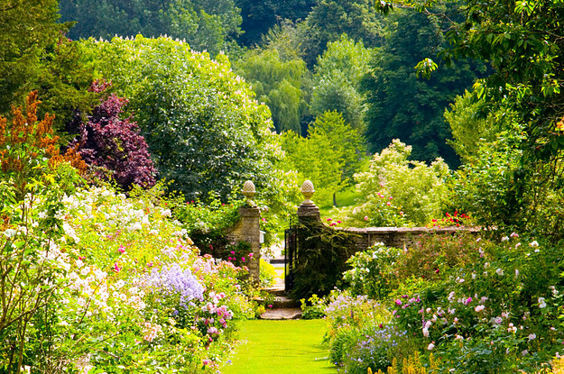 15 Summery Secret Gardens In Britain Everyone Should Explore