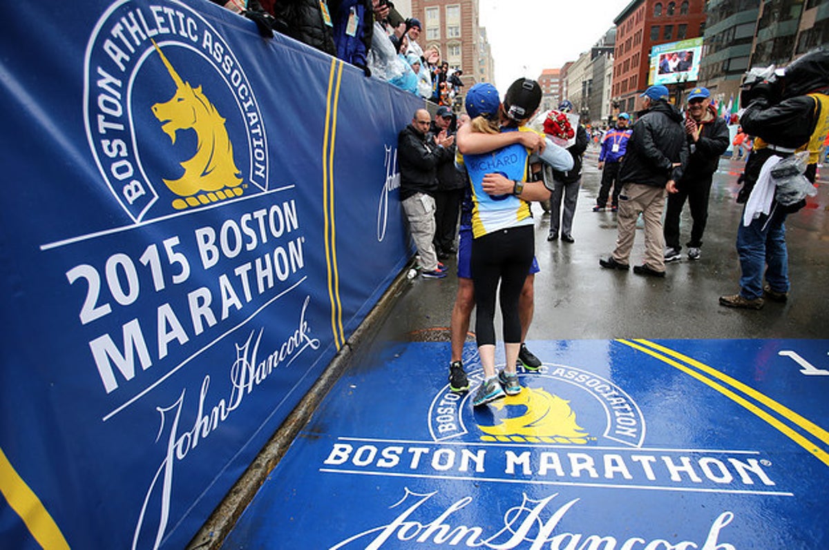 Two Runners Got Engaged At The Boston Marathon Finish Line