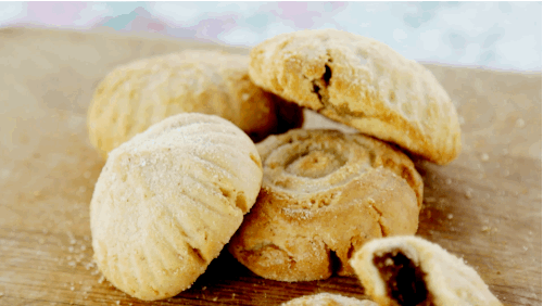 Stuffed with date filling.
