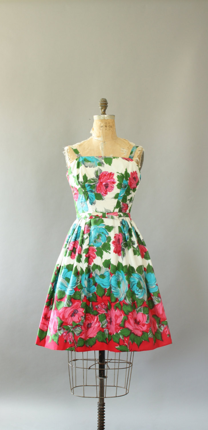 buy vintage dress online