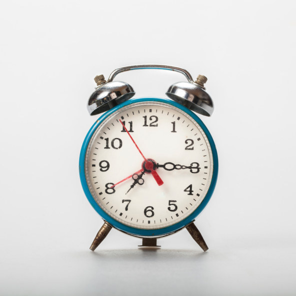 Und nicht "Sieben Uhr Fünfzehn"