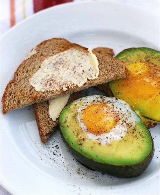 So simple. So good. And includes 21 grams of protein. Get the recipe here, via Lui in Cucina.