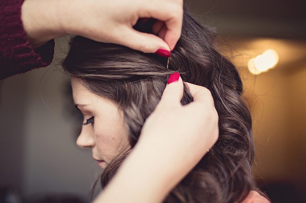 18 Ways To Get Your Bangs Out Of Your Face