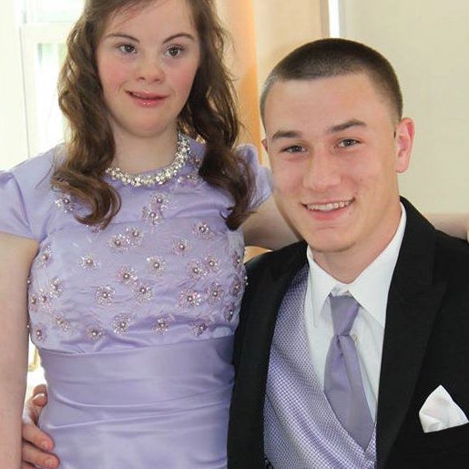 A High School Quarterback Took His Friend With Down Syndrome To Prom After  They Made A Fourth-Grade Pact