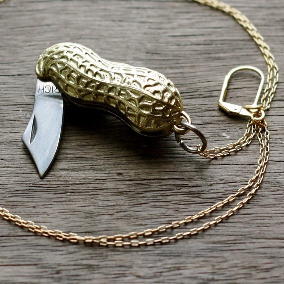 Female push dagger on a chain with a crystal in a sheath. | Collane,  Gioielli, Accessori