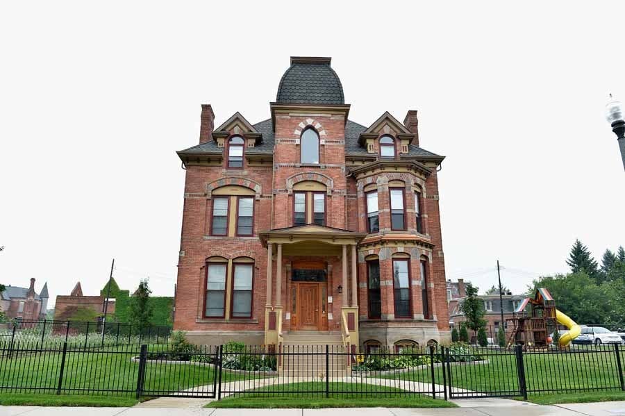 What It S Actually Like To Buy A 500 House In Detroit