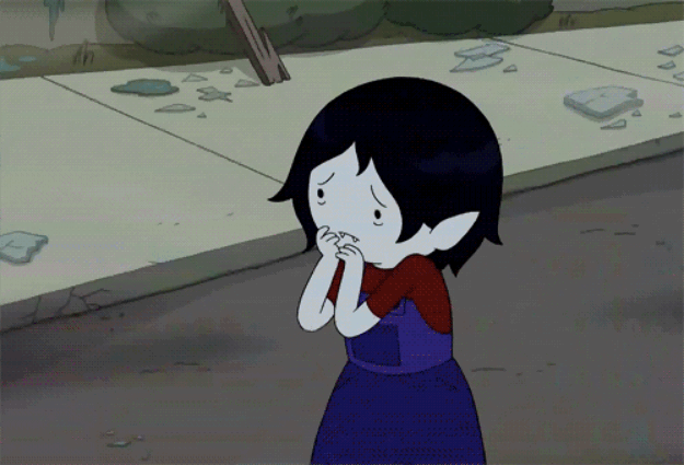 Marceline era sólo una niña perdida en las ruinas de las ciudades que habitaban los hombres.