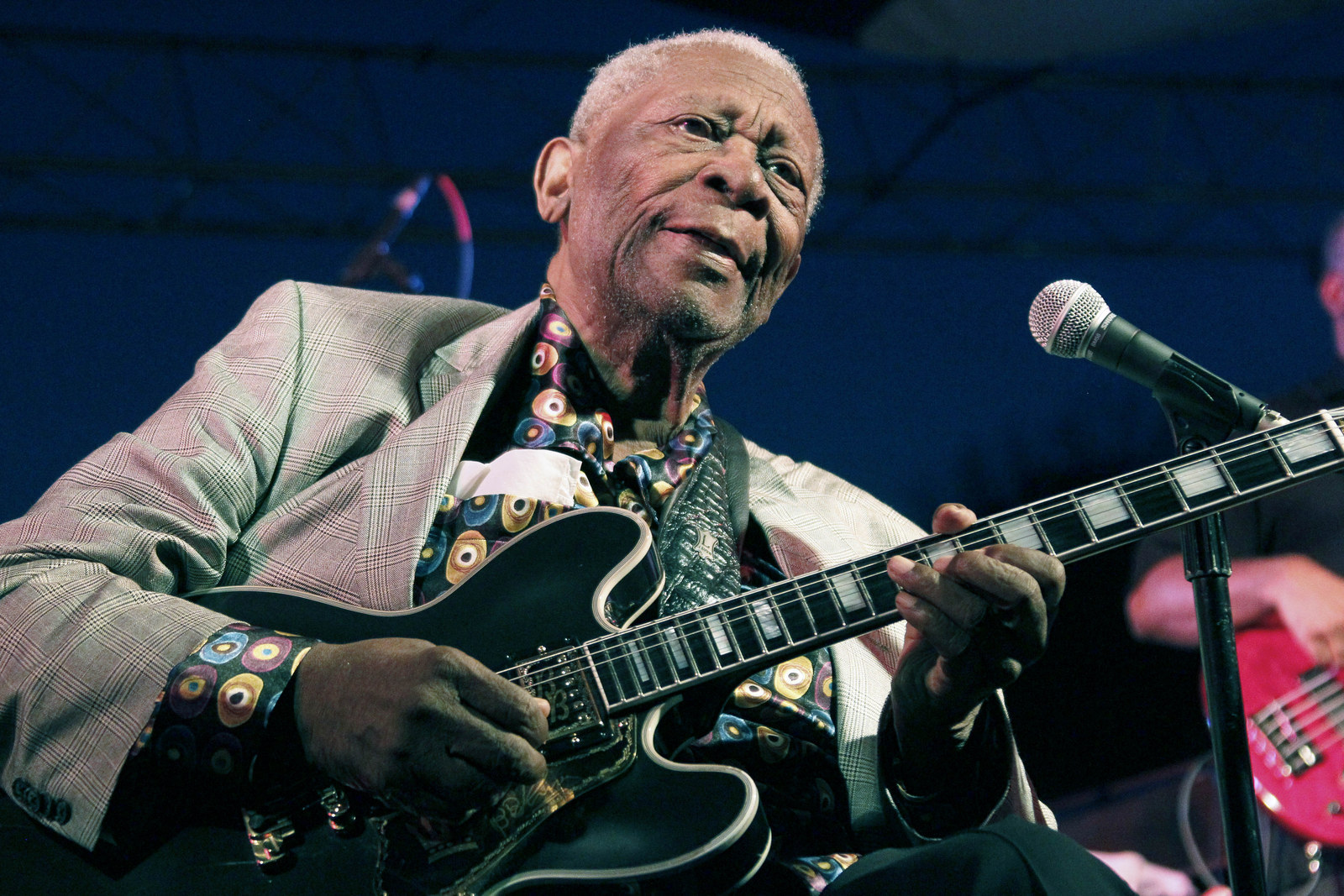 Blues Legend B.B. King Dies At 89