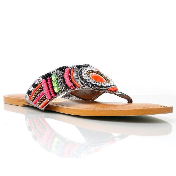 27 Adorable Sandals For When Your Big Feet Wanna Go To The Beach