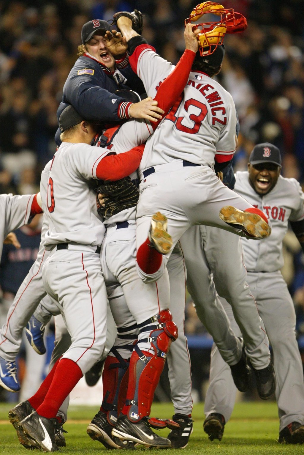 Manny Ramirez spiked the 2004 Red Sox' drinks with Viagra - NBC Sports