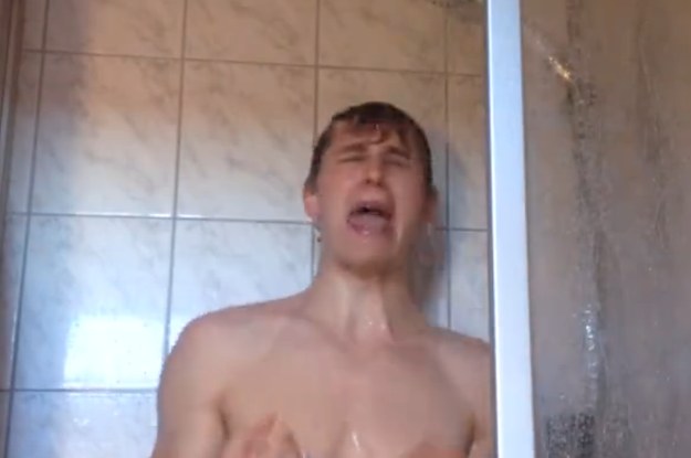 This Guy Singing In The Shower Is Funny AF