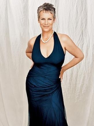 She doesn't even need a girl's name to prove that she is one sexy woman!