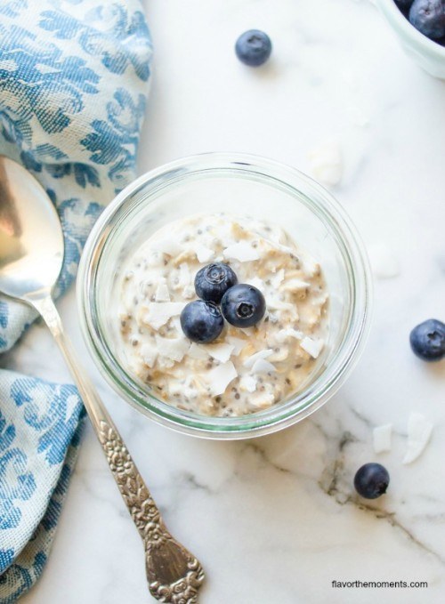 Chia AND oats? This breakfast will definitely fill you up.