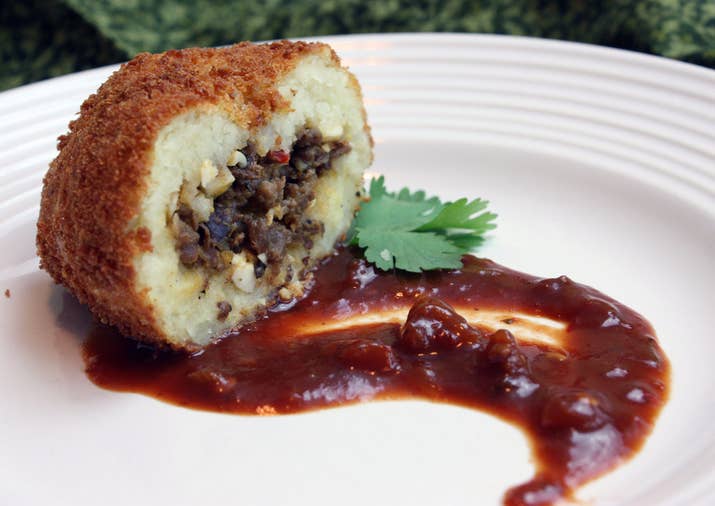 While potatoes usually star as the filling, these dumplings would rather stuff the potato full of delicious ground meat instead.Country: CubaTypical Filling: Spiced meat.Recipe: Papas Rellenas