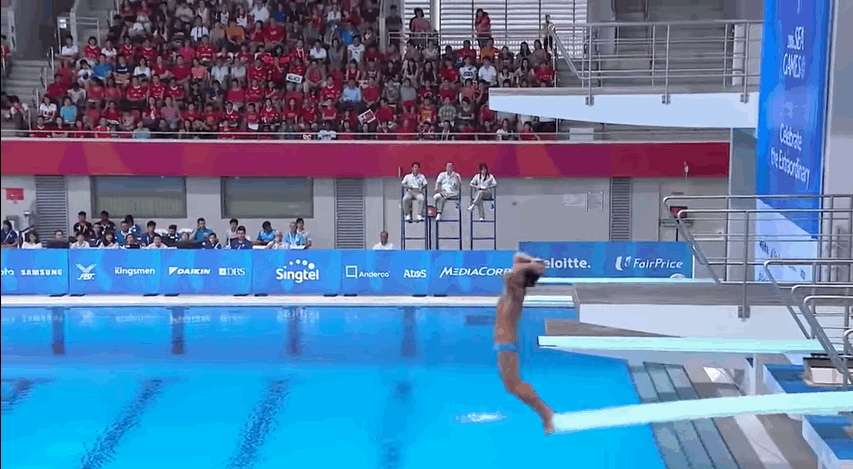 Girls Swimming Stuns Competition - Columbus Academy