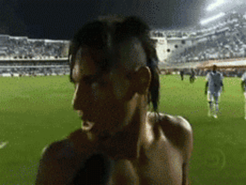 Argentina: La Albiceleste.Bolivia: El Verde.Brasil: Verde-Amarela y Pentacampeões.Chile: La Roja.Colombia: Los Cafeteros.Ecuador: La Tricolor, La Tri, y Amarillos.Jamaica: The Reggae BoyzMéxico: El Tri, El Tricolor, y La Verde.Paraguay: La Albirroja Perú: La BlanquirrojaUruguay: Los Charrúas, La Celeste, y La Garra Charrúa.Venezuela: La Vinotinto.