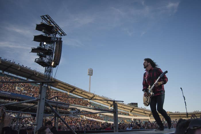 QUIZ: Do you know the lyrics to Monkey Wrench by Foo Fighters? - Radio X