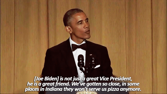 15 Jokes That Prove Obama Is Pretty Much A Stand-Up Comedian