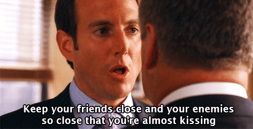 Will Arnett played determined and gay GE executive Devon Banks. Clearly one of the best recurring guest stars on "30 Rock", Arnett played Devon Banks so well that the show would bring him back on for a couple of episodes every other season. Any fan of the show would know that the character Devon Banks deserves this spot!