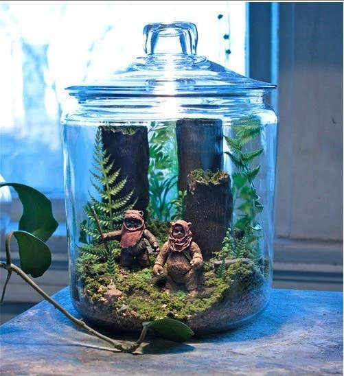 21 Wonderfully Geeky Ways To Create The Perfect Star Wars Nursery