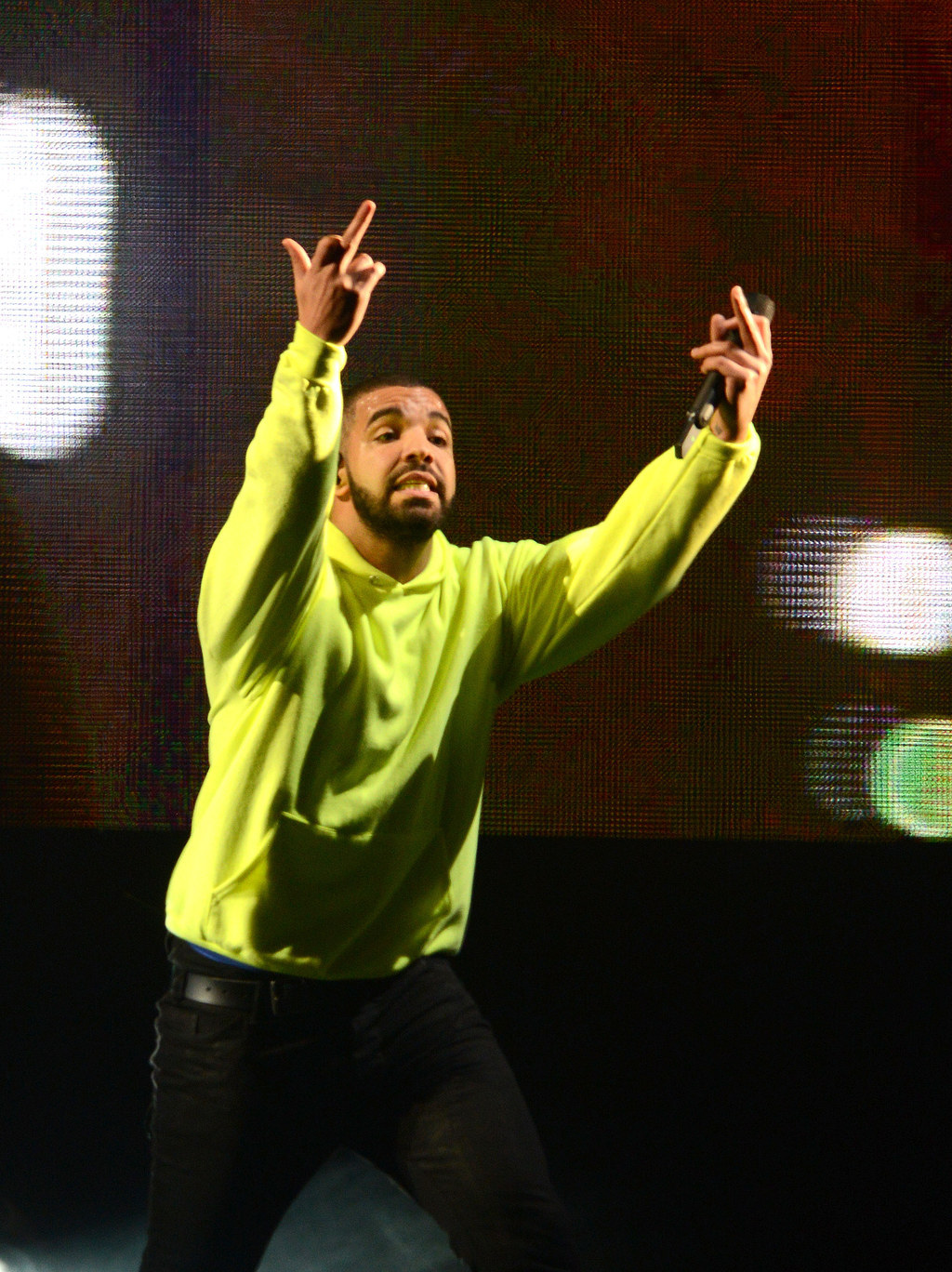 Drake s Pants Are The Only Thing You Need To See From The 2015 Gov