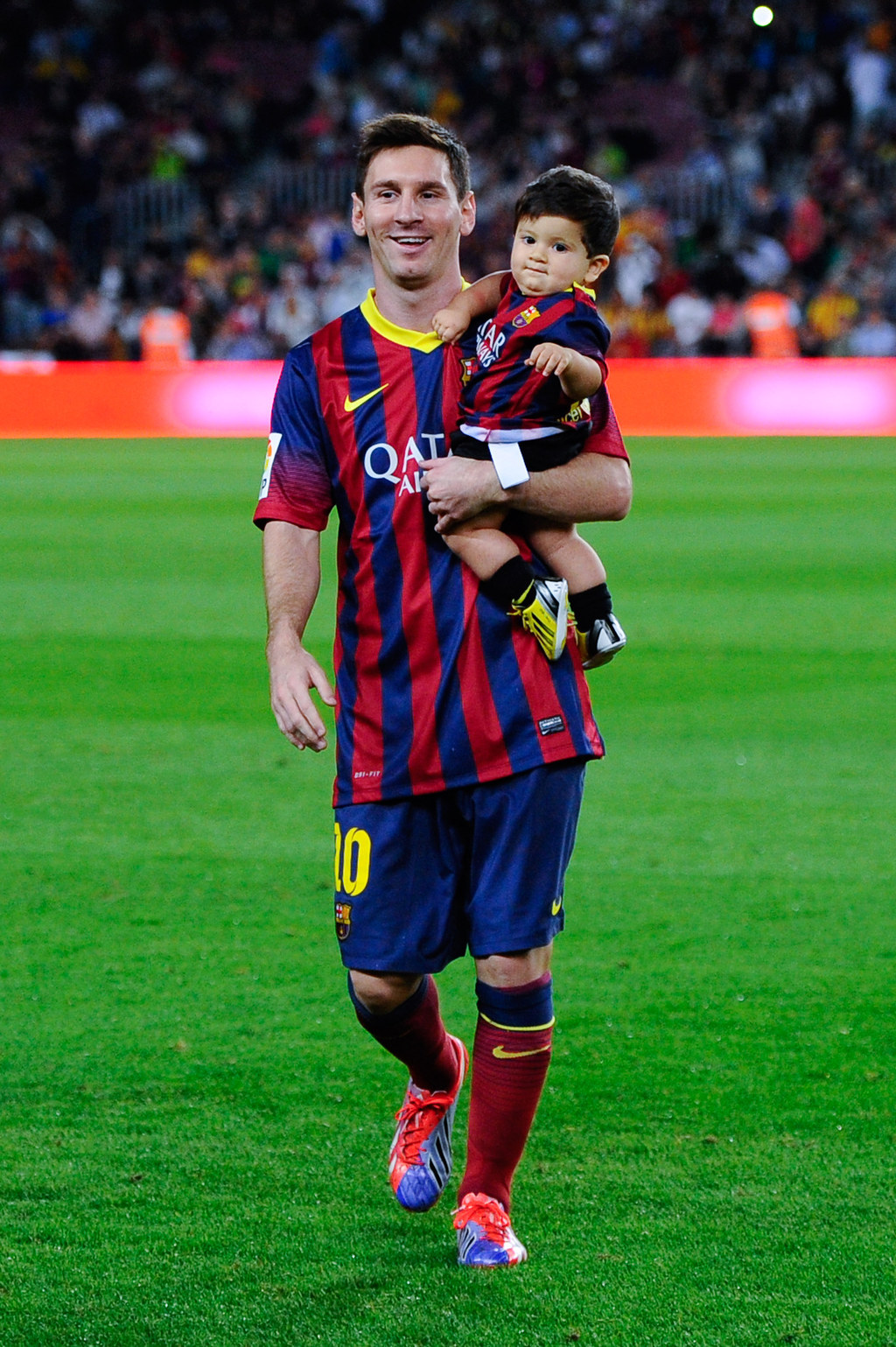 14 Pictures That Prove Thiago And Lionel Messi Make The Cutest Pair Ever