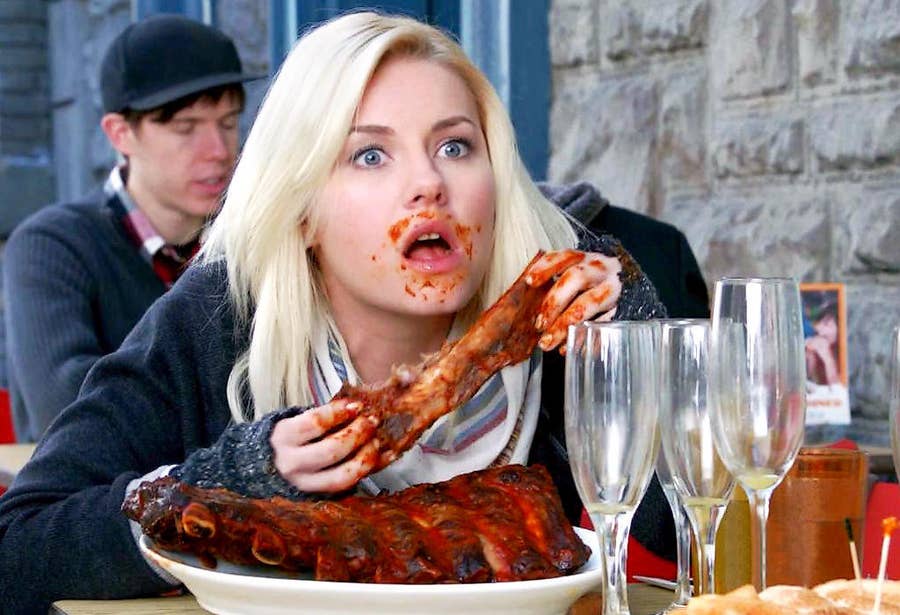 13 Foods You Should Never Order On A First Date