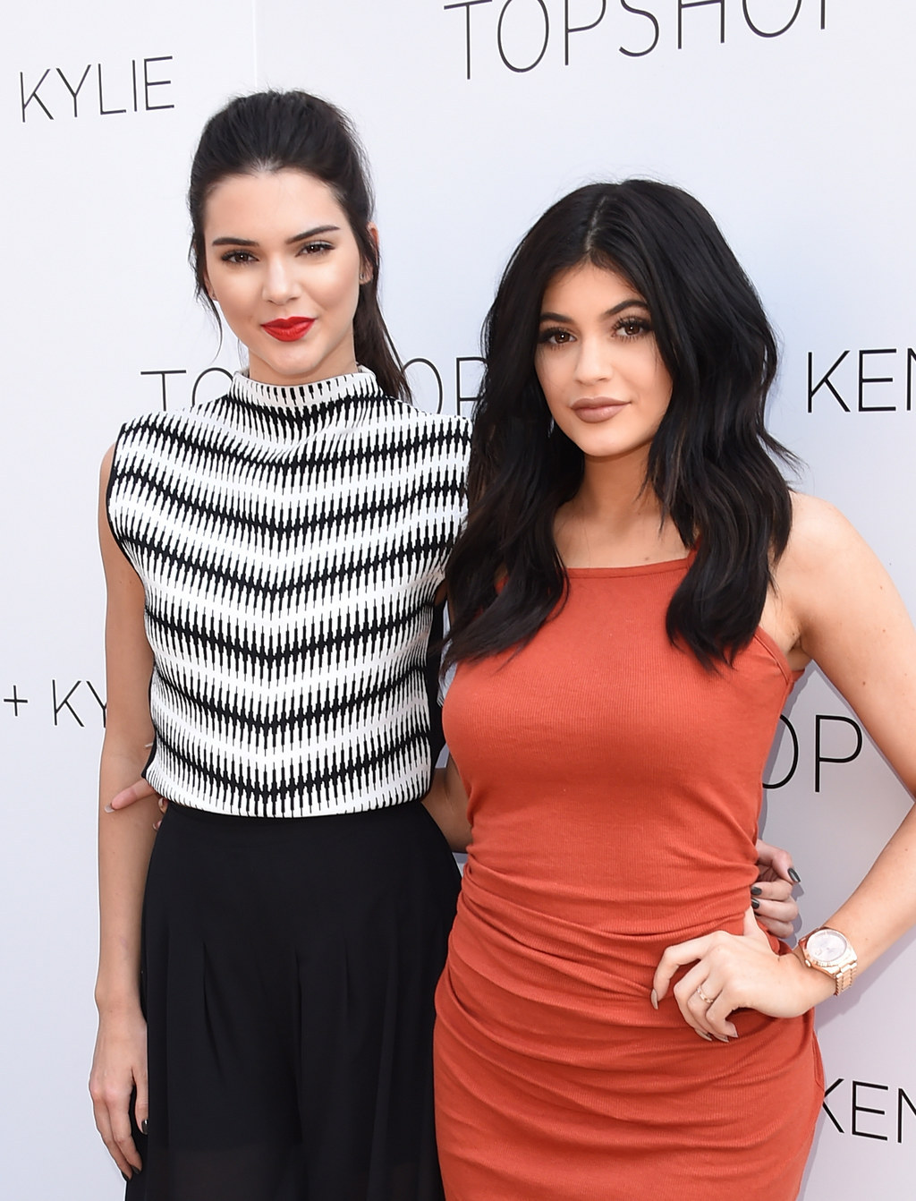 Remember When Kendall And Kylie Used To Beat The Crap Out Of Each Other?