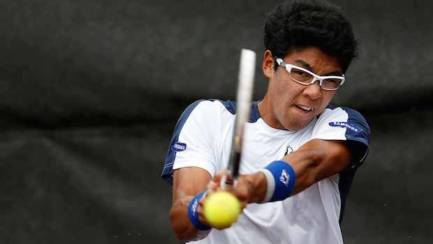 This fresh-faced 19-year-old is one of two qualifying players who can whip a ball and still keep his glasses on. Now that's hot!