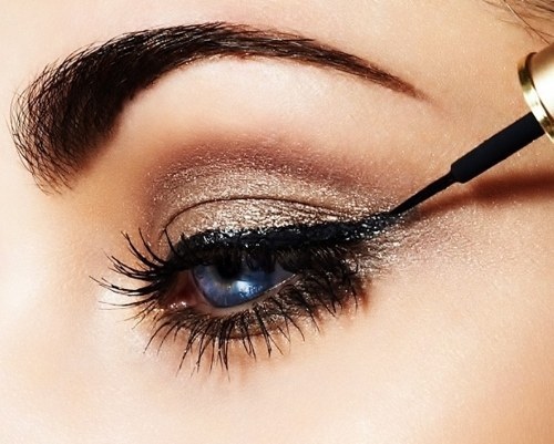 Brand or Generic? GenericWhy? Just like mascara, eyeliner can be really simple and still do the trick. Whether you prefer pens or liquid, the key to good eyeliner is in its application, not in the product itself. If you can master the cat eye, your liner will look good no matter how much you spend on it.
